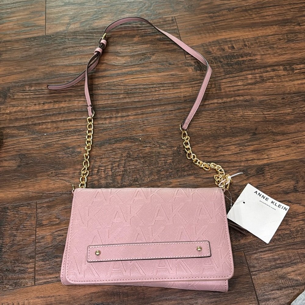 Anne Klein bag never worn